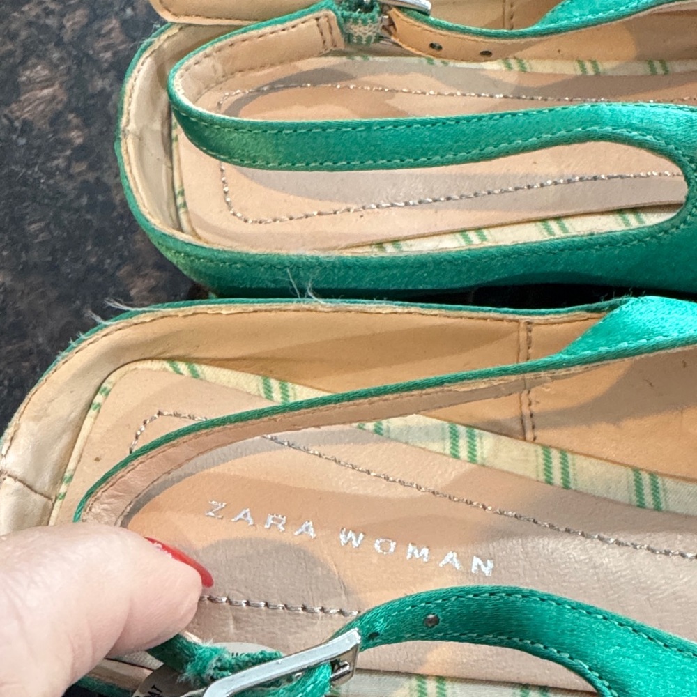 Zara NWT Green sling back Crystal Embellishments one missing stone size 35 - Picture 6 of 12